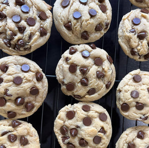 Chocolate Chip Cookies (4 pack)