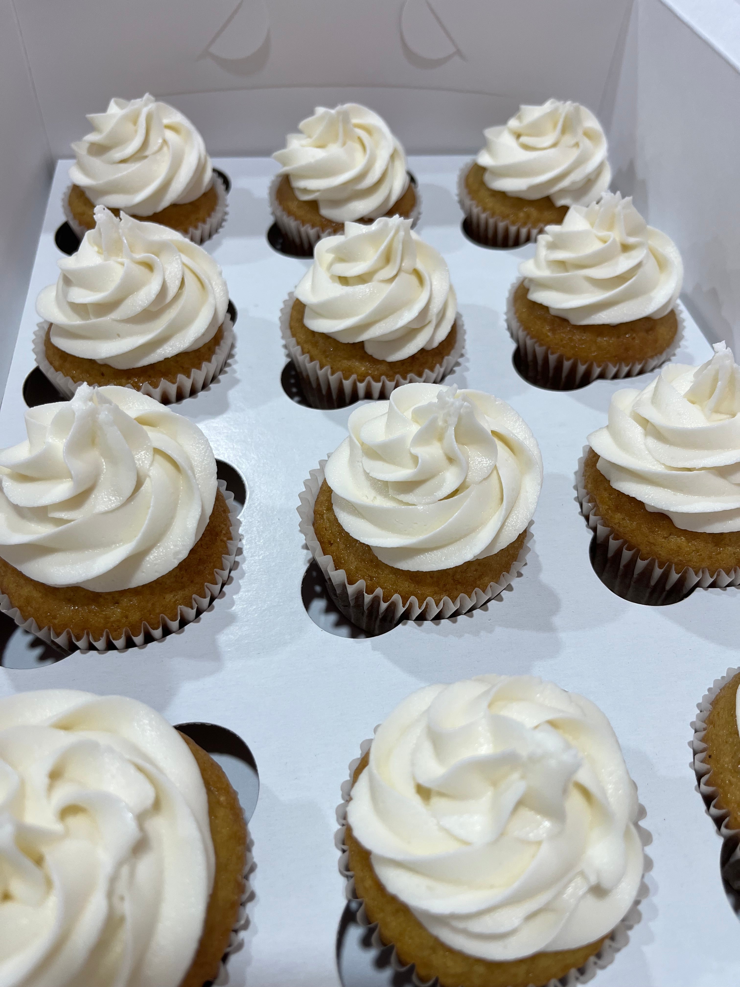 Vanilla cupcakes